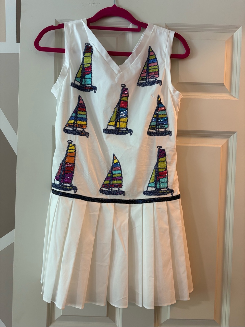 QUEEN OF SPARKLES White Dress with Multicolor Sequin Sailboats
